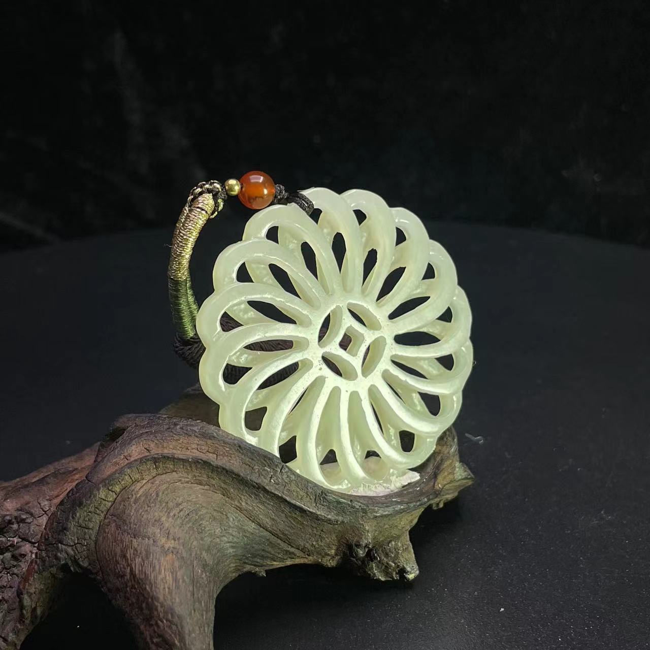 A868 和田玉吊坠 HJ532051