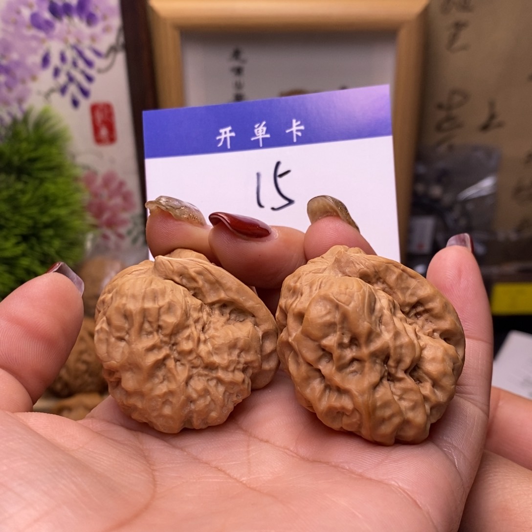 桃核吊坠蛤蟆头38无刀痕s