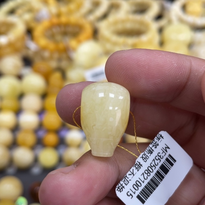 裸石蜜蜡未镶嵌13mm瑕疵虎皮福利款