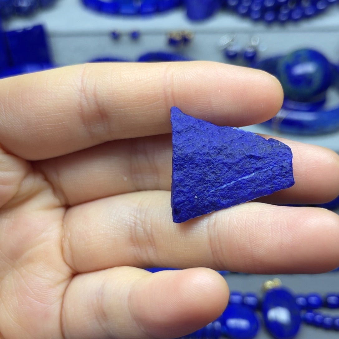 青金石未镶嵌原石