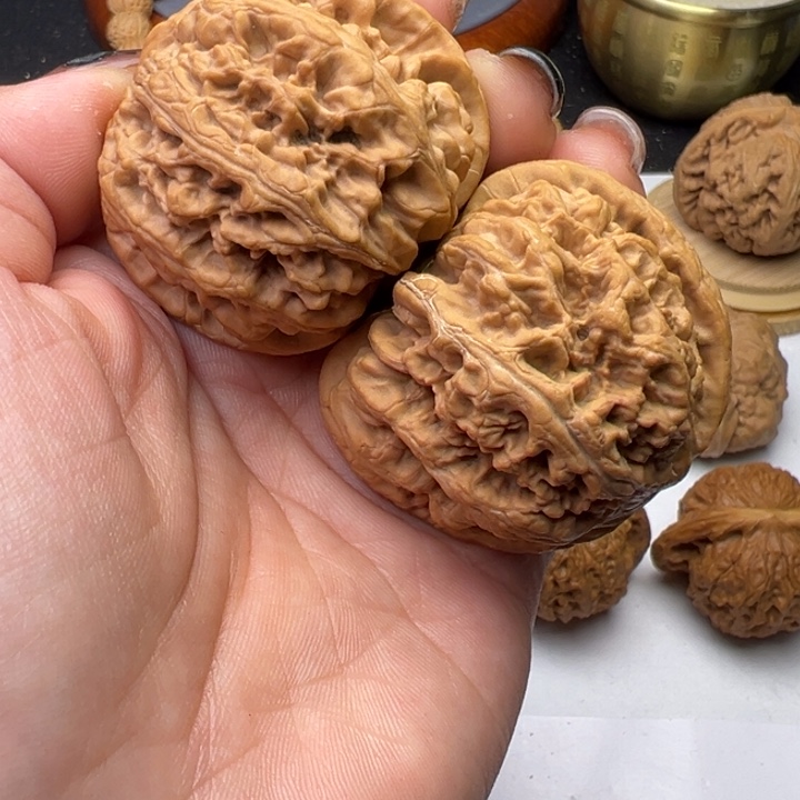 文玩核桃把件粗筋43