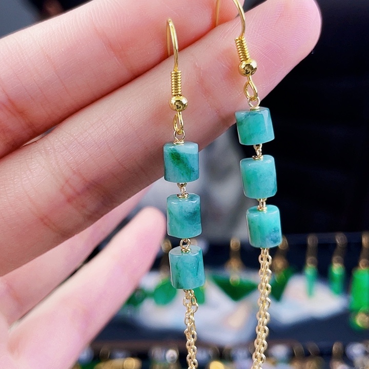 翡翠耳饰未镶嵌饰品