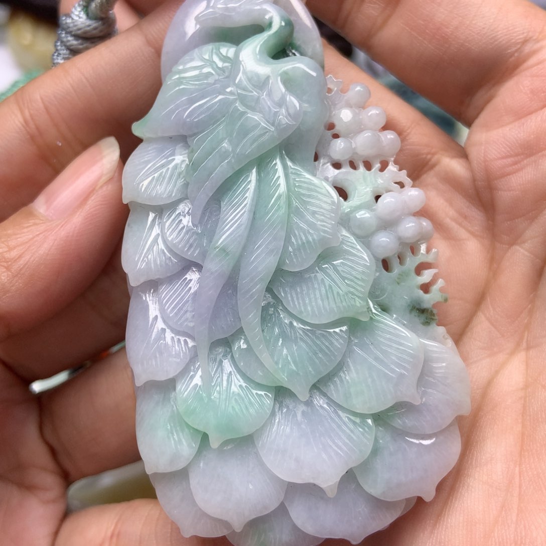 翡翠颈饰未镶嵌天然翡翠