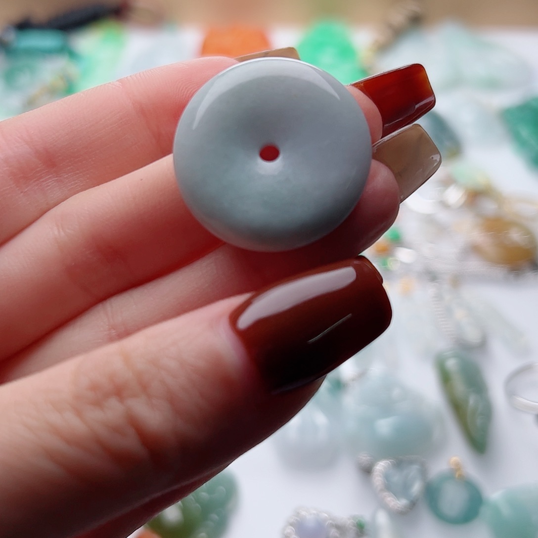 翡翠颈饰未镶嵌翡翠吊坠