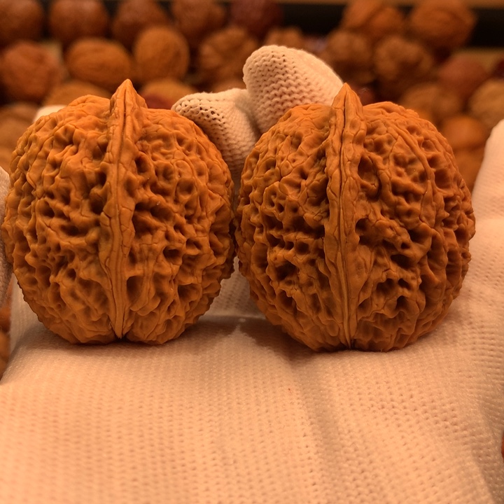 吊坠文玩核桃37………..