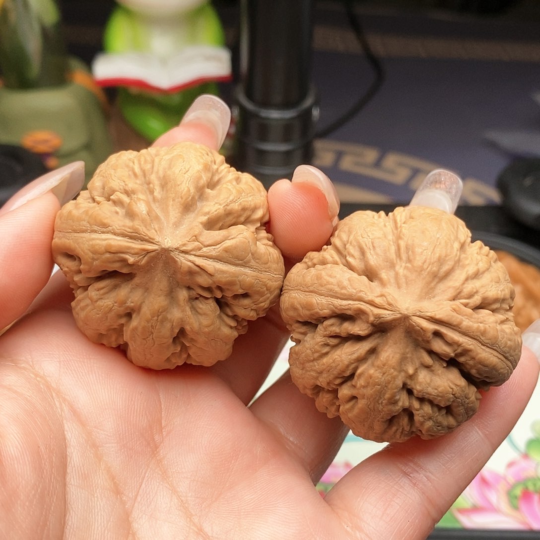 【闪购商品】文玩核桃把件文玩核桃把件