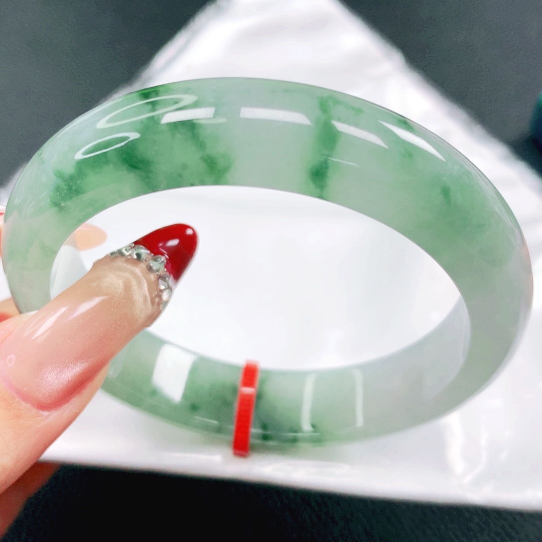 翡翠未镶嵌手镯56