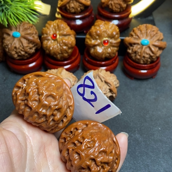 文玩核桃把件43宫灯821