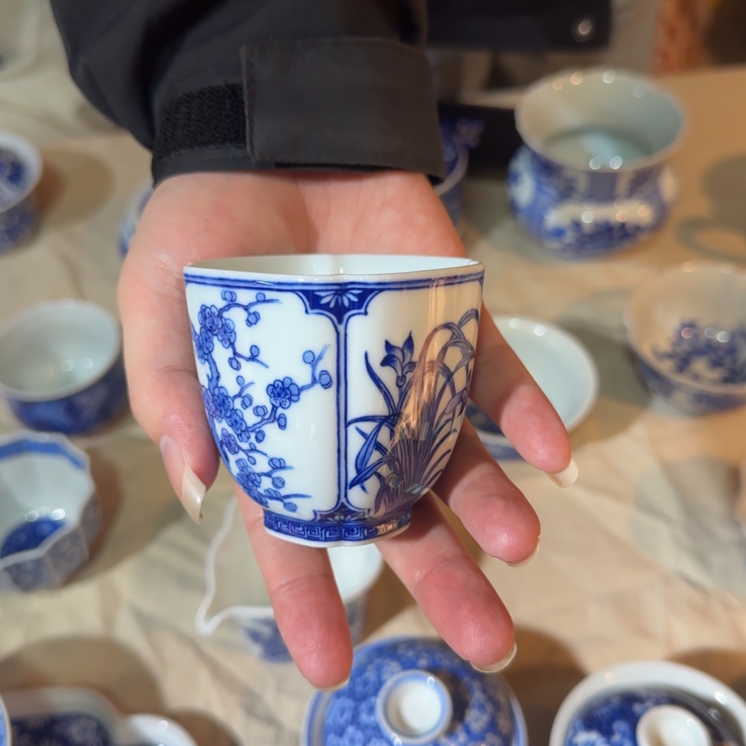 四方杯梅兰竹菊啊阿啊