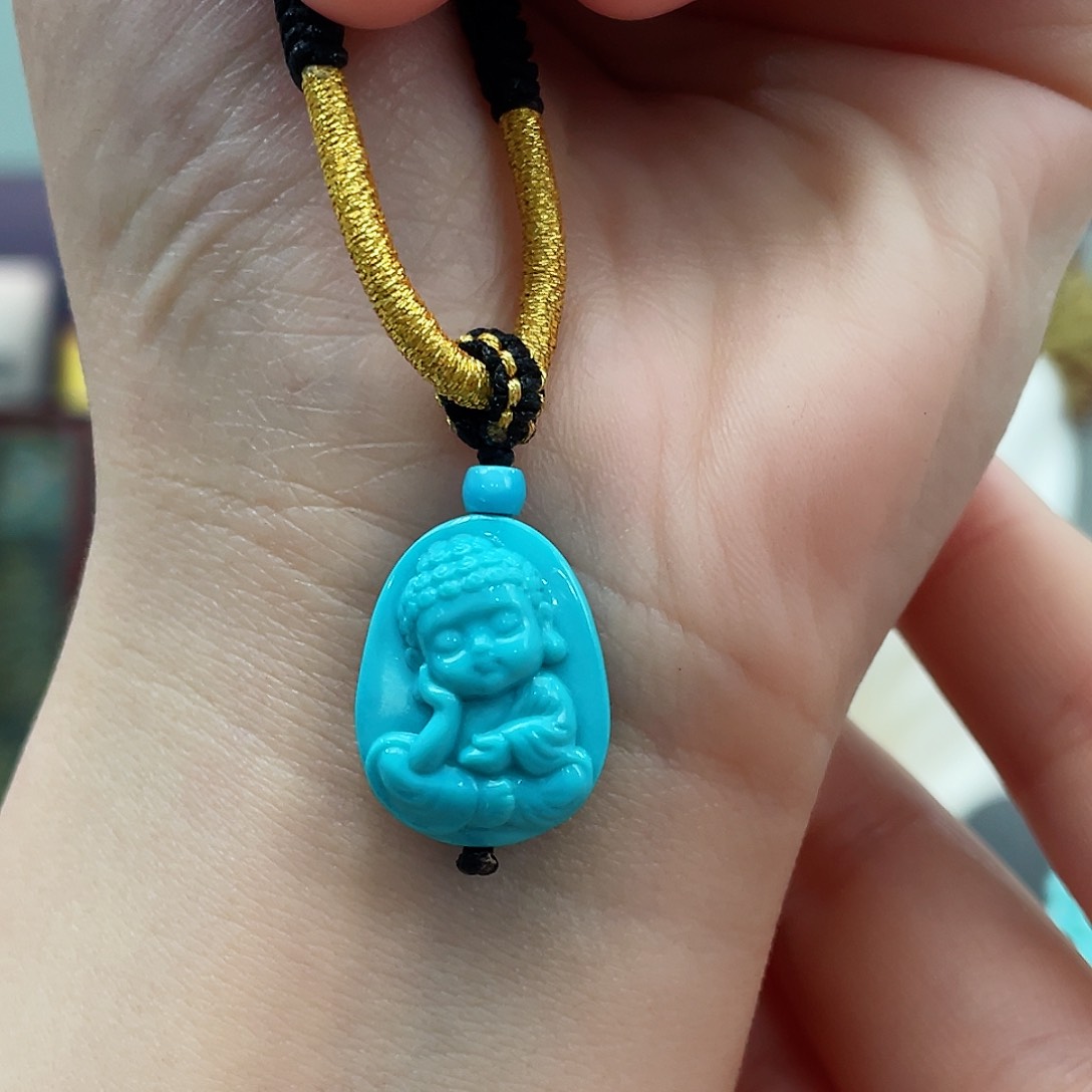 绿松石颈饰未镶嵌