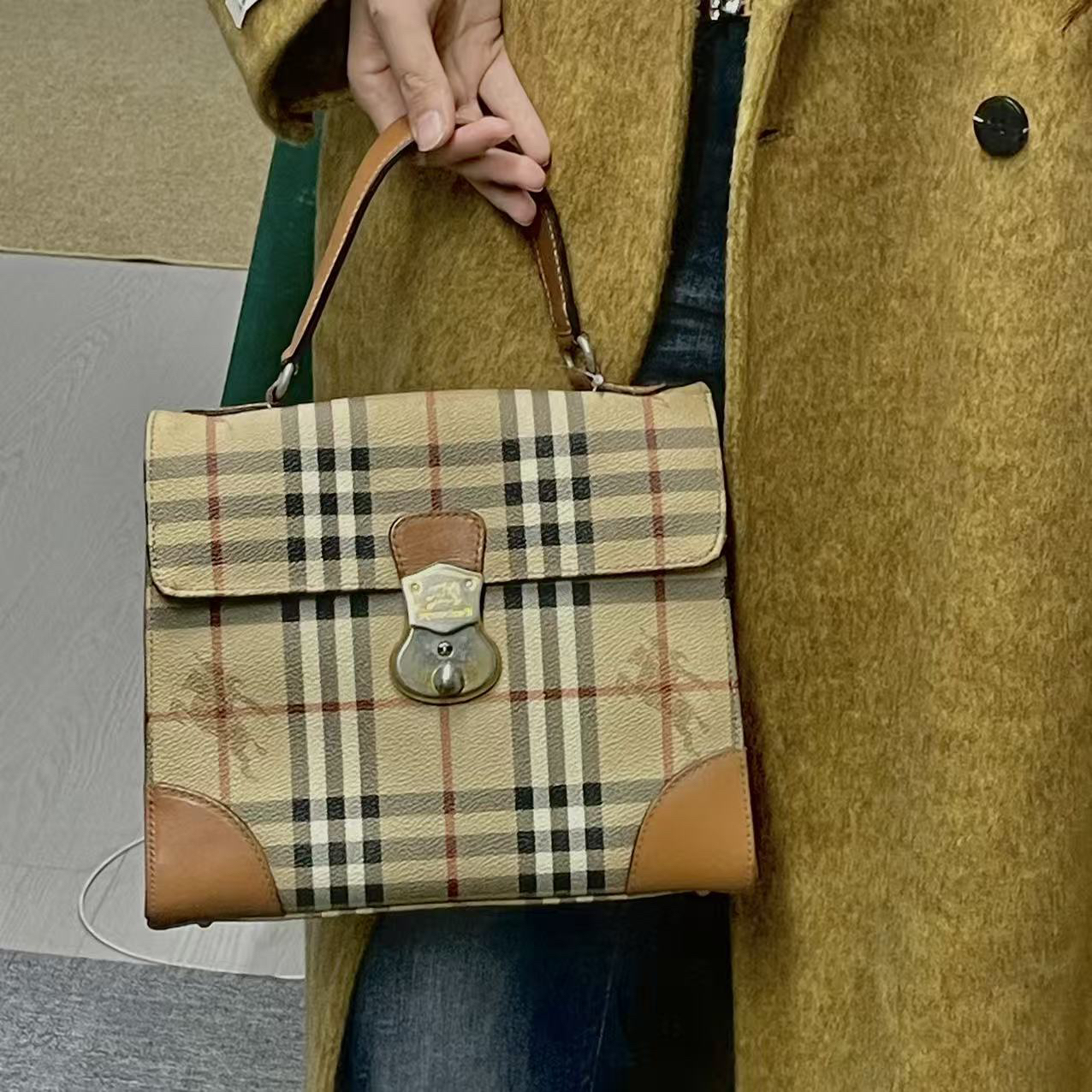 95新 BURBERRY/博柏利 巴宝莉条纹翻盖手提包/95新