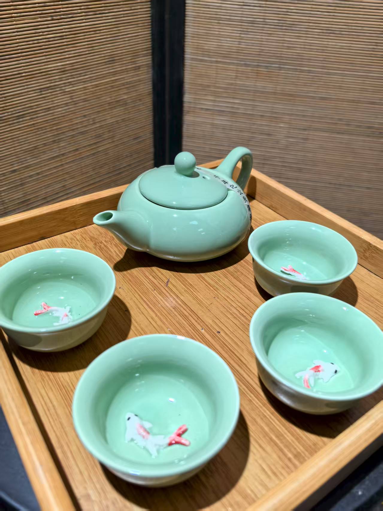 沐茗而至：【一壶四杯青瓷】