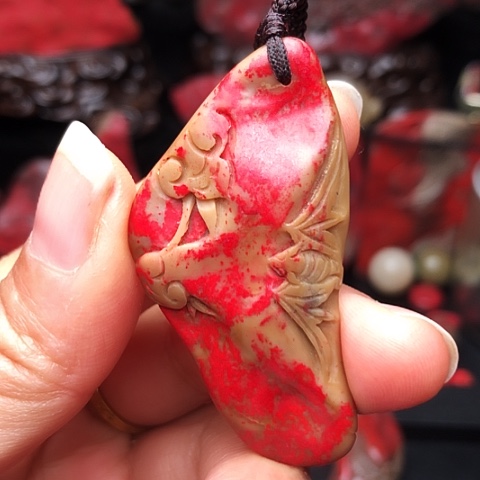 昌化鸡血石昌化鸡血石挂件