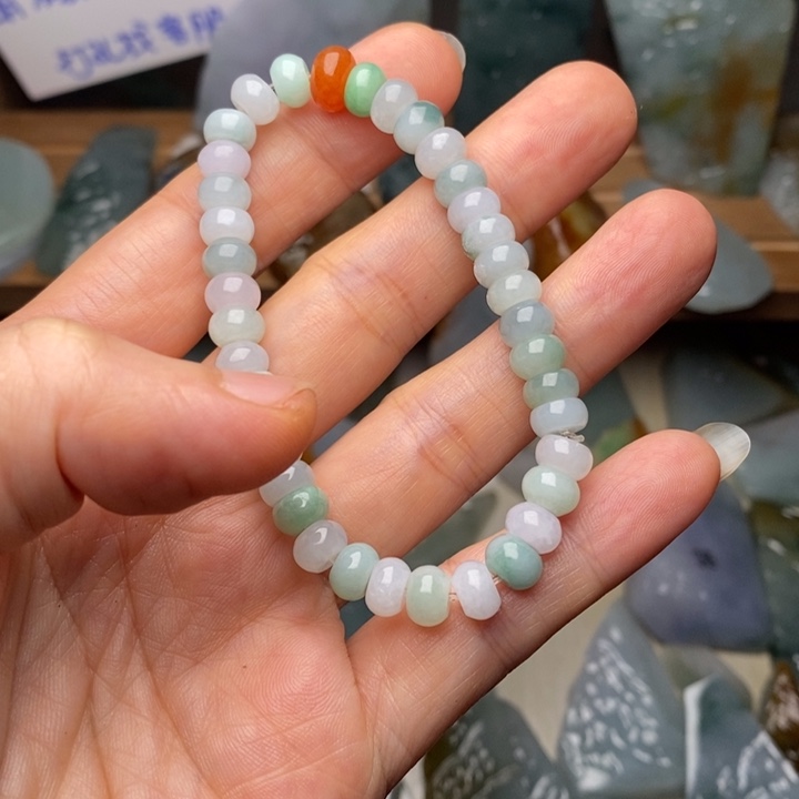 颈饰未镶嵌翡翠天然