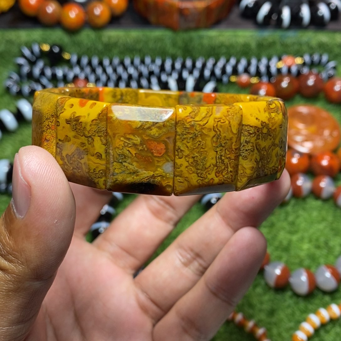 玛瑙/玉髓玛瑙战国红未镶嵌