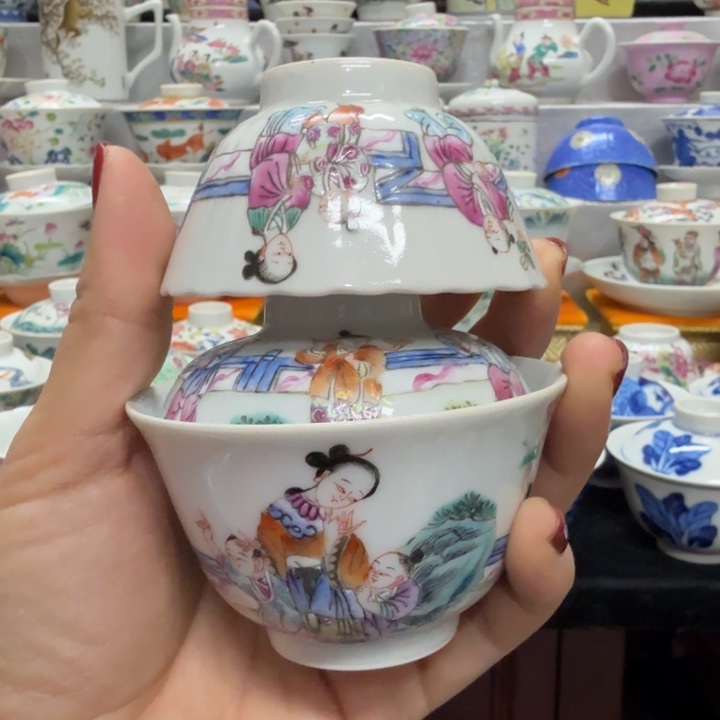 潇***哥景德镇陶瓷杯子盖碗