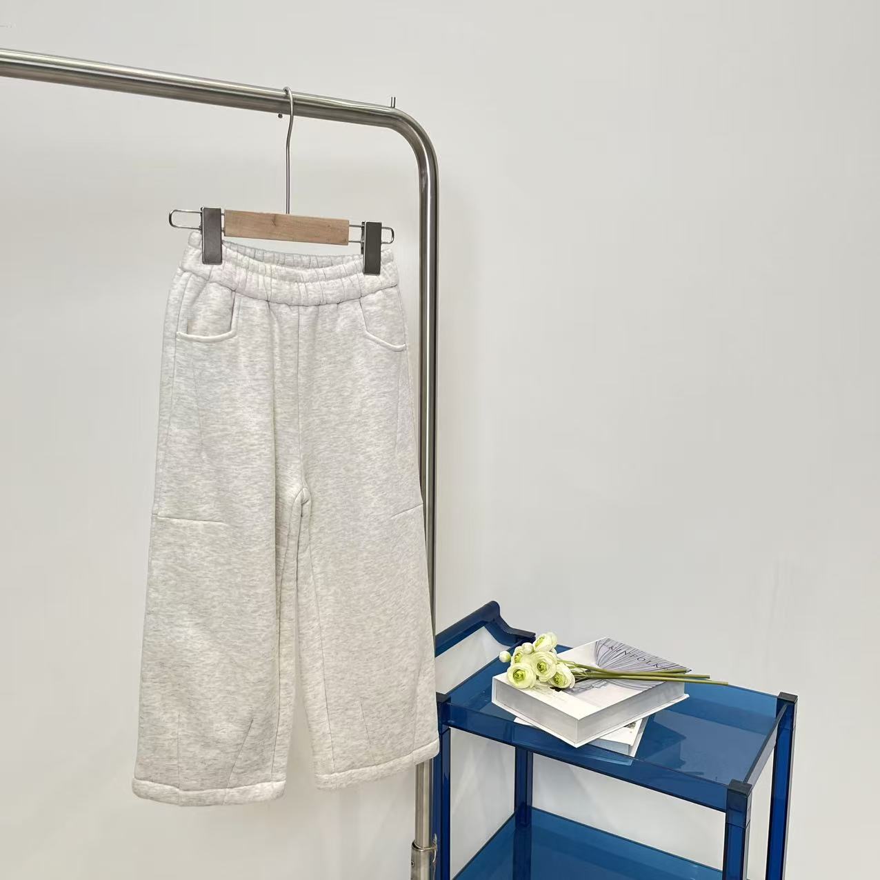 秋冬女童加绒长裤浅米花灰色 2004卓系