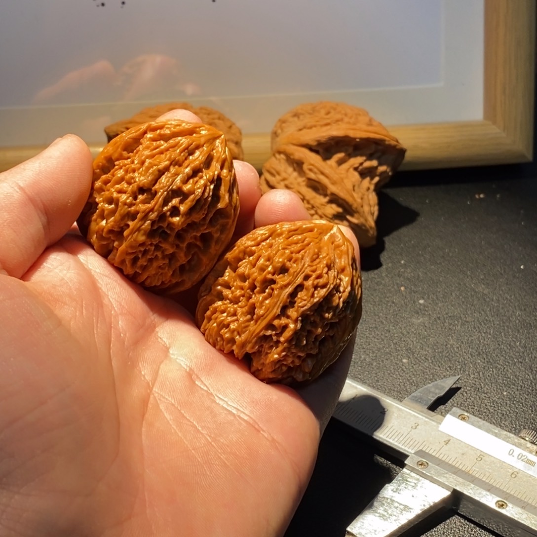 ㅤ***y核桃手串/手链南疆石38