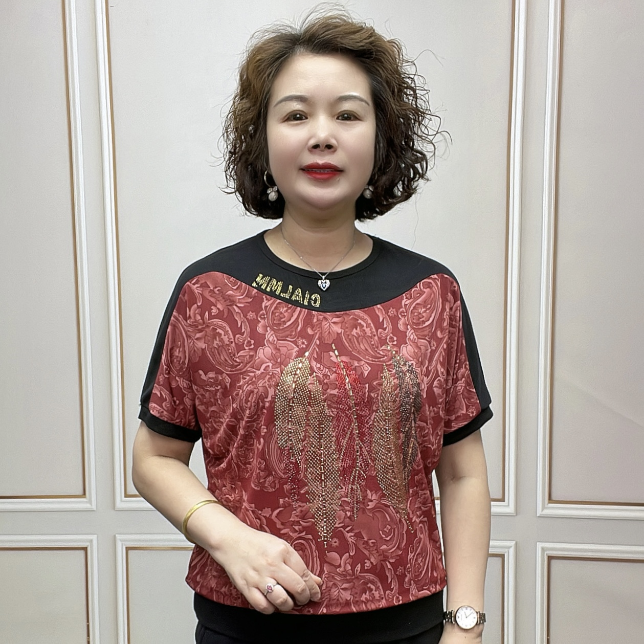 2025夏季短袖时尚减龄中老年气质女士百搭洋气休闲薄款宽松妈妈装