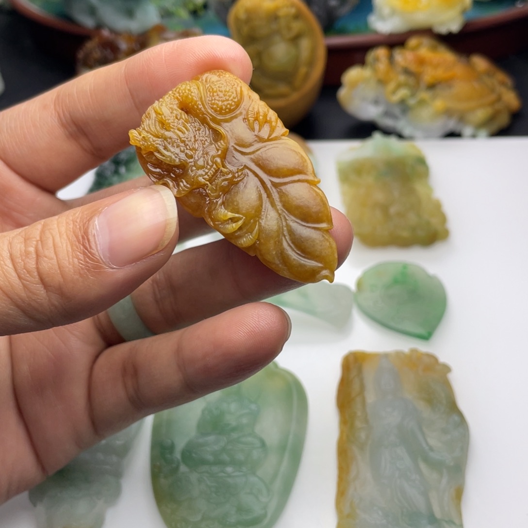 定制翡翠未镶嵌一夜成龙