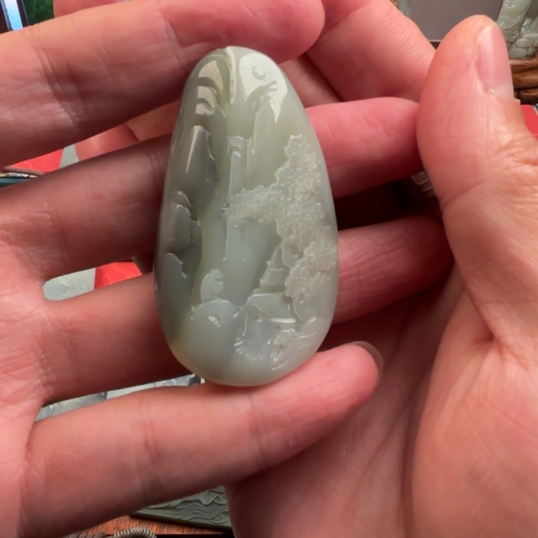 和田玉颈饰未镶嵌真****尘