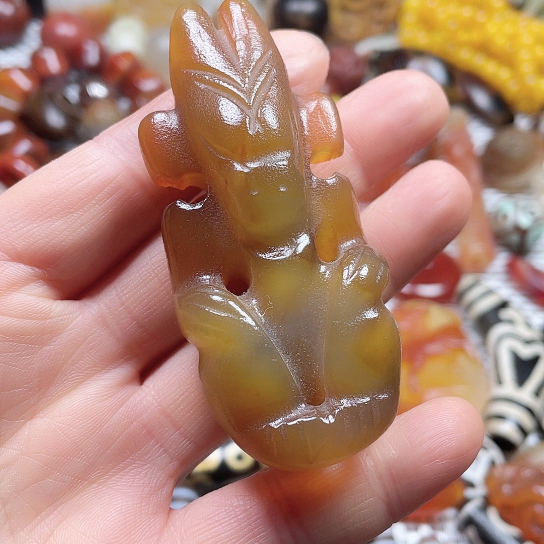 玛瑙/玉髓挂件未镶嵌