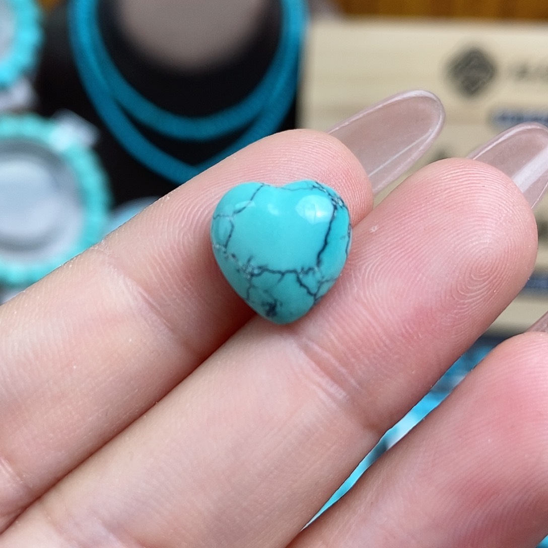 绿松石雕刻未镶嵌