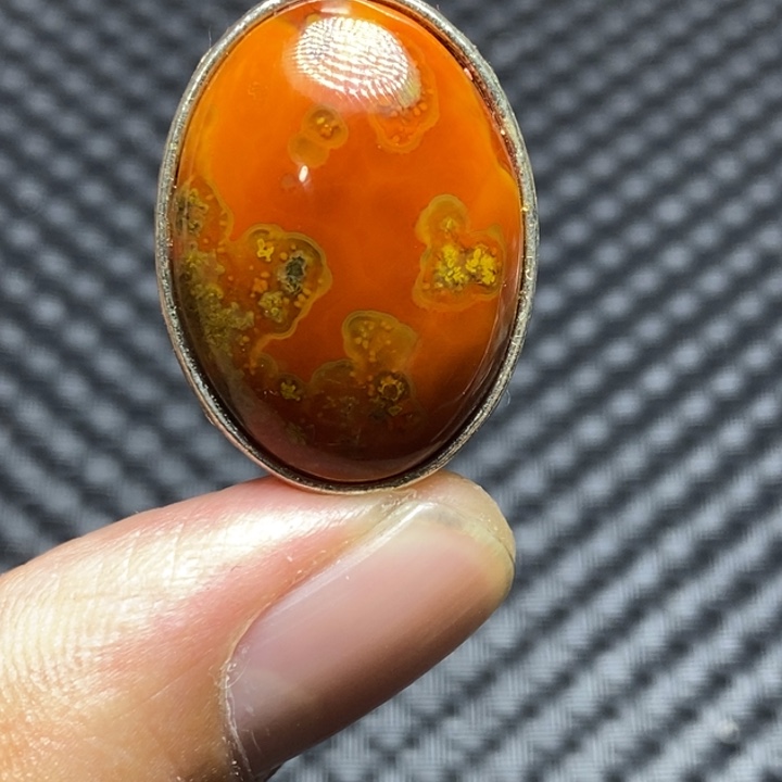 玛瑙/玉髓颈饰未镶嵌魑**魉