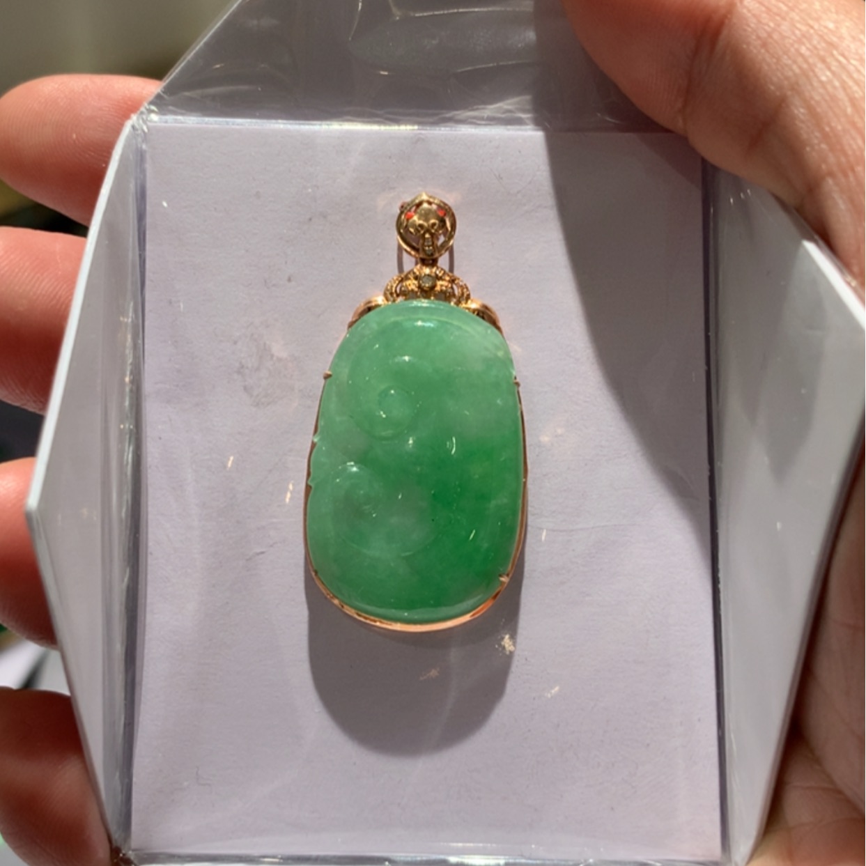 【闪购商品】翡翠颈饰18K金镶嵌翡翠首饰