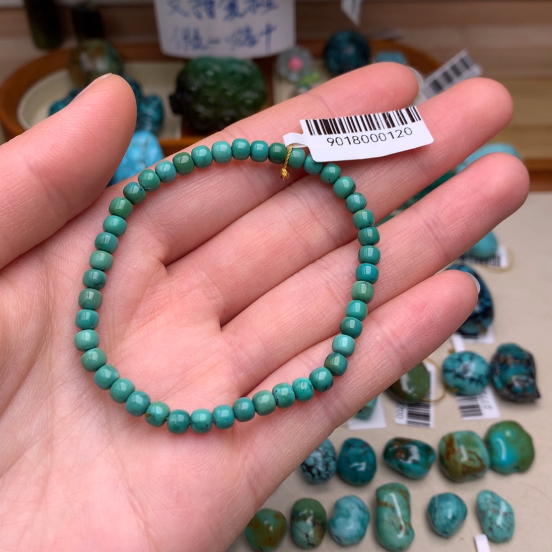 绿松石未镶嵌珠宝奇石