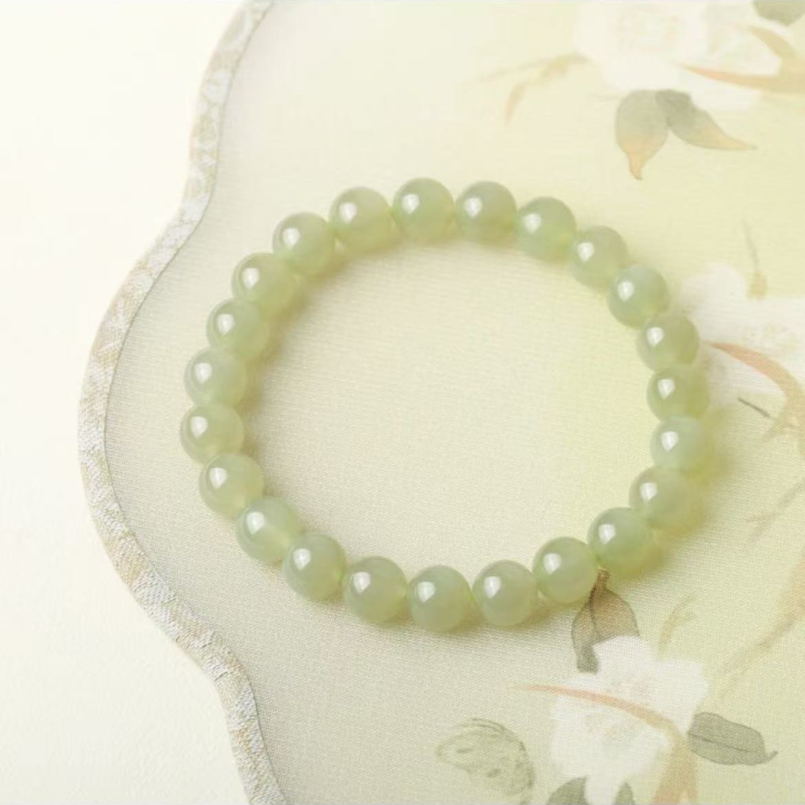 青海精品天然山料啨水绿卡10手串！