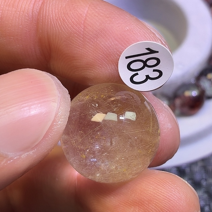 修***上水晶吊坠(不含链)未镶嵌