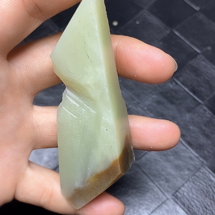 和田玉未镶嵌珠宝半成品