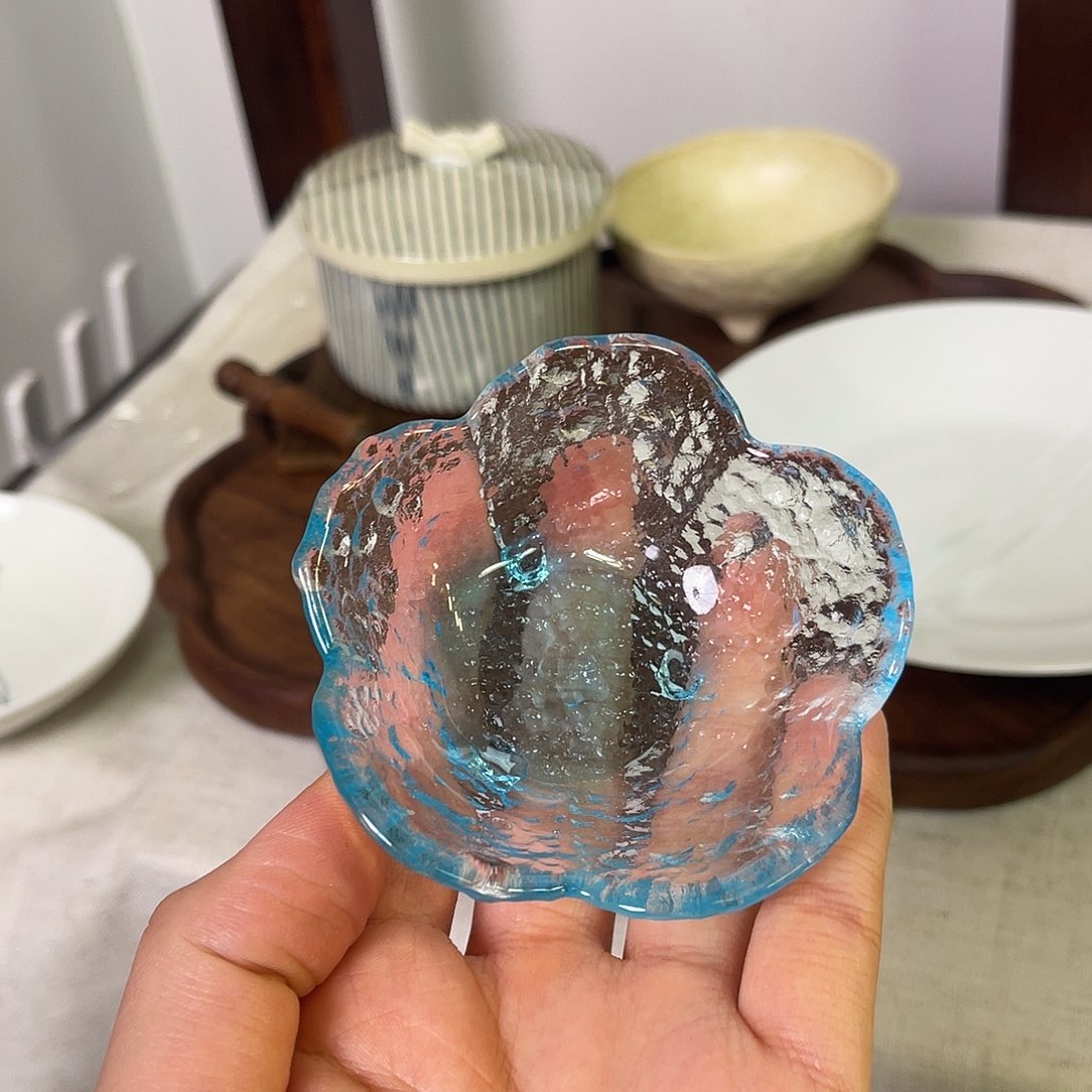 瓷片蓝色渐变硝子钵18