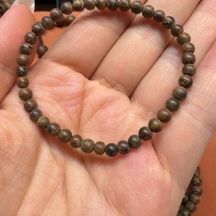 沉香手串馨安居沉香定制款