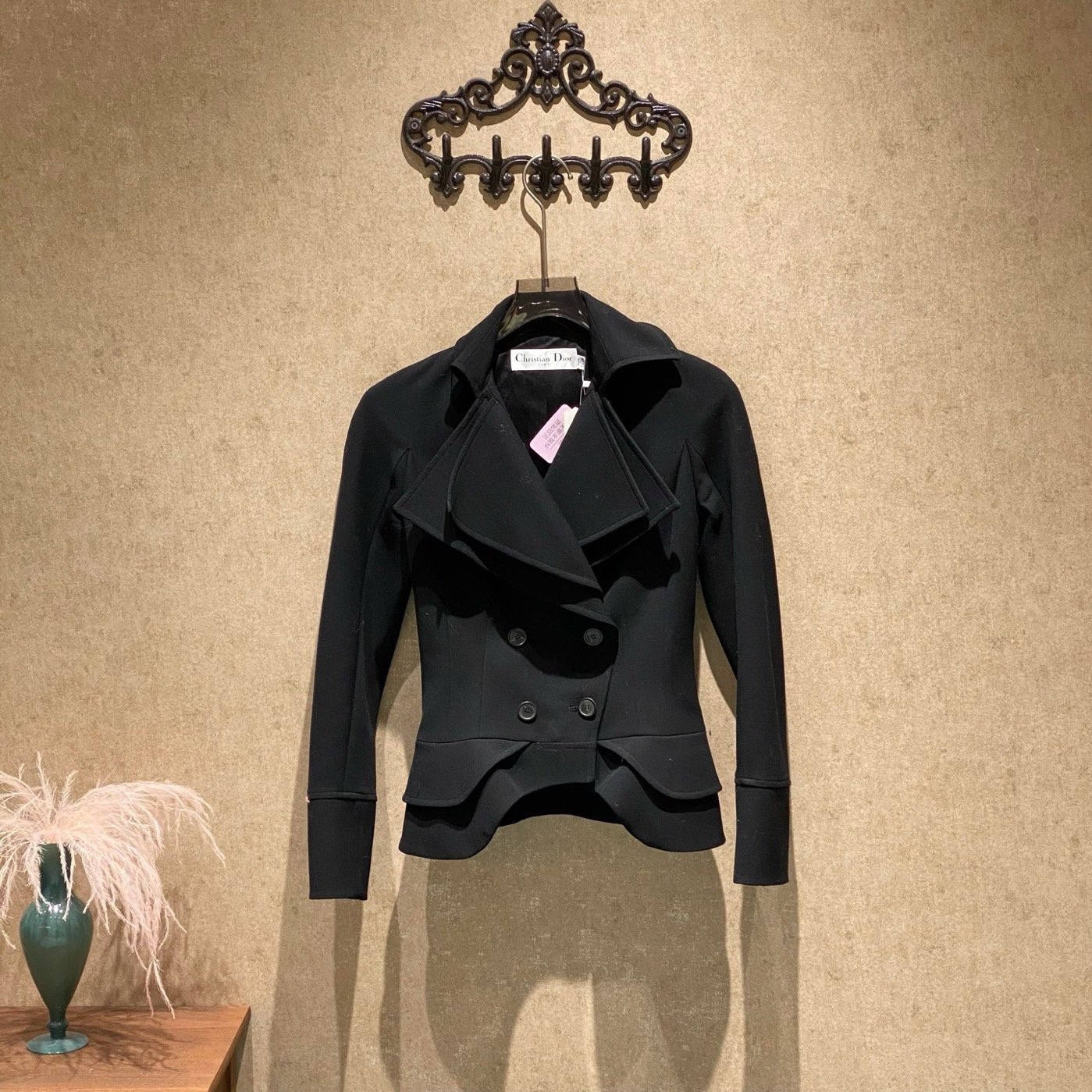 99新 DIOR/迪奥 Dior 秀款黑色海盗爷大翻领外套/36码/99新/38604