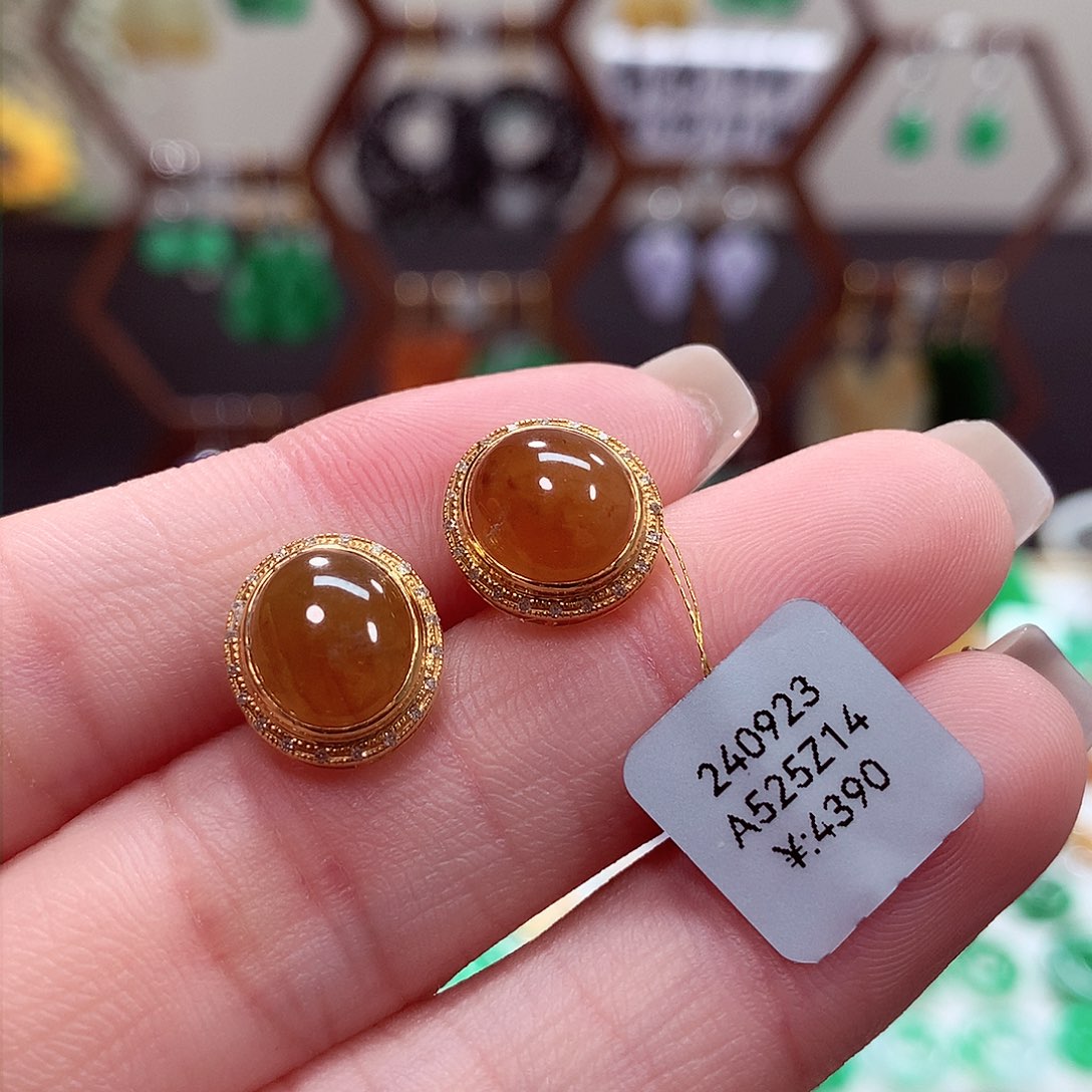 翡翠耳饰18K金镶嵌天然翡翠