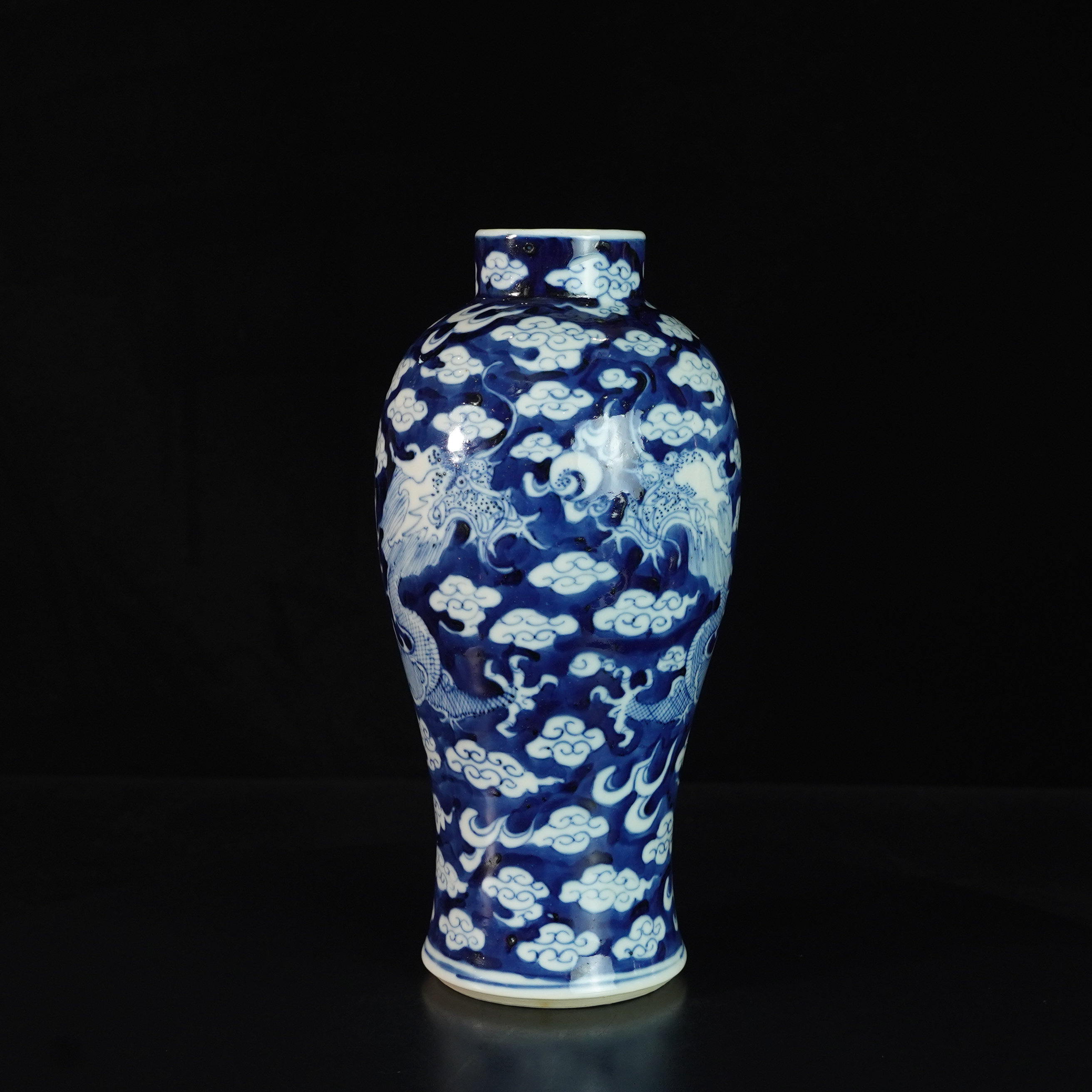 LABC250224004【十竹斋】清光绪青花留白龙纹鸡腿瓶