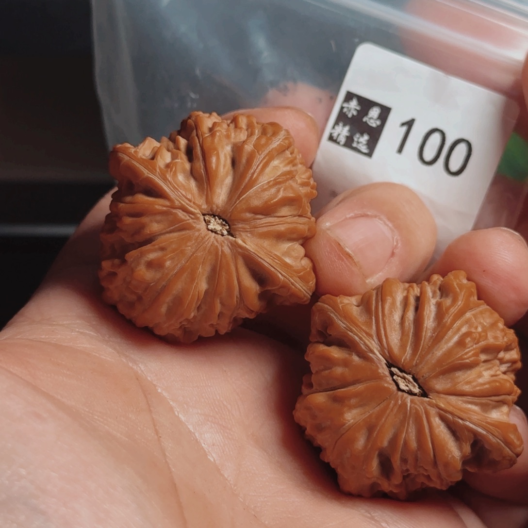 文玩核桃吊坠文玩核桃