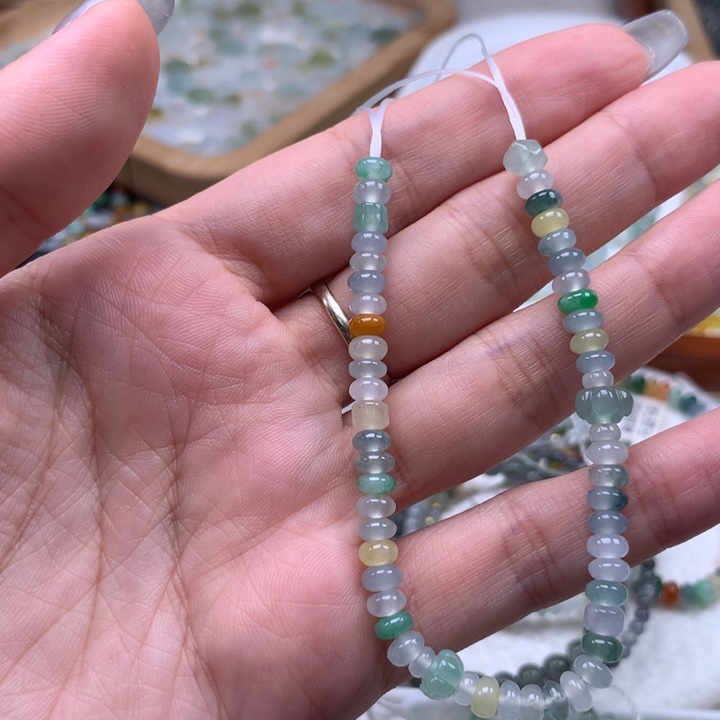翡翠散珠嘻*.鼓珠手串