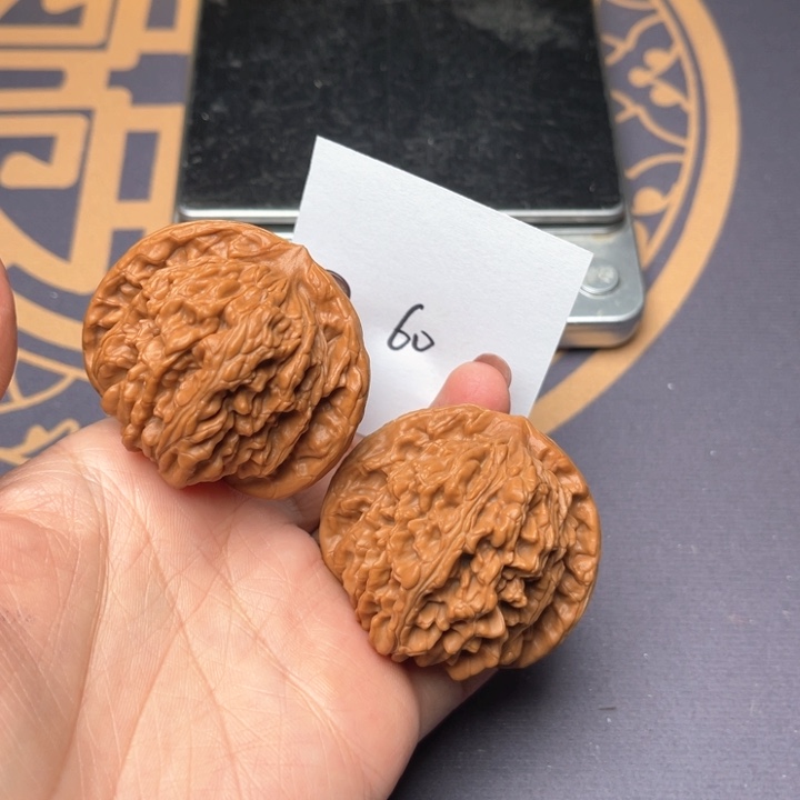 文玩核桃把件46四座楼