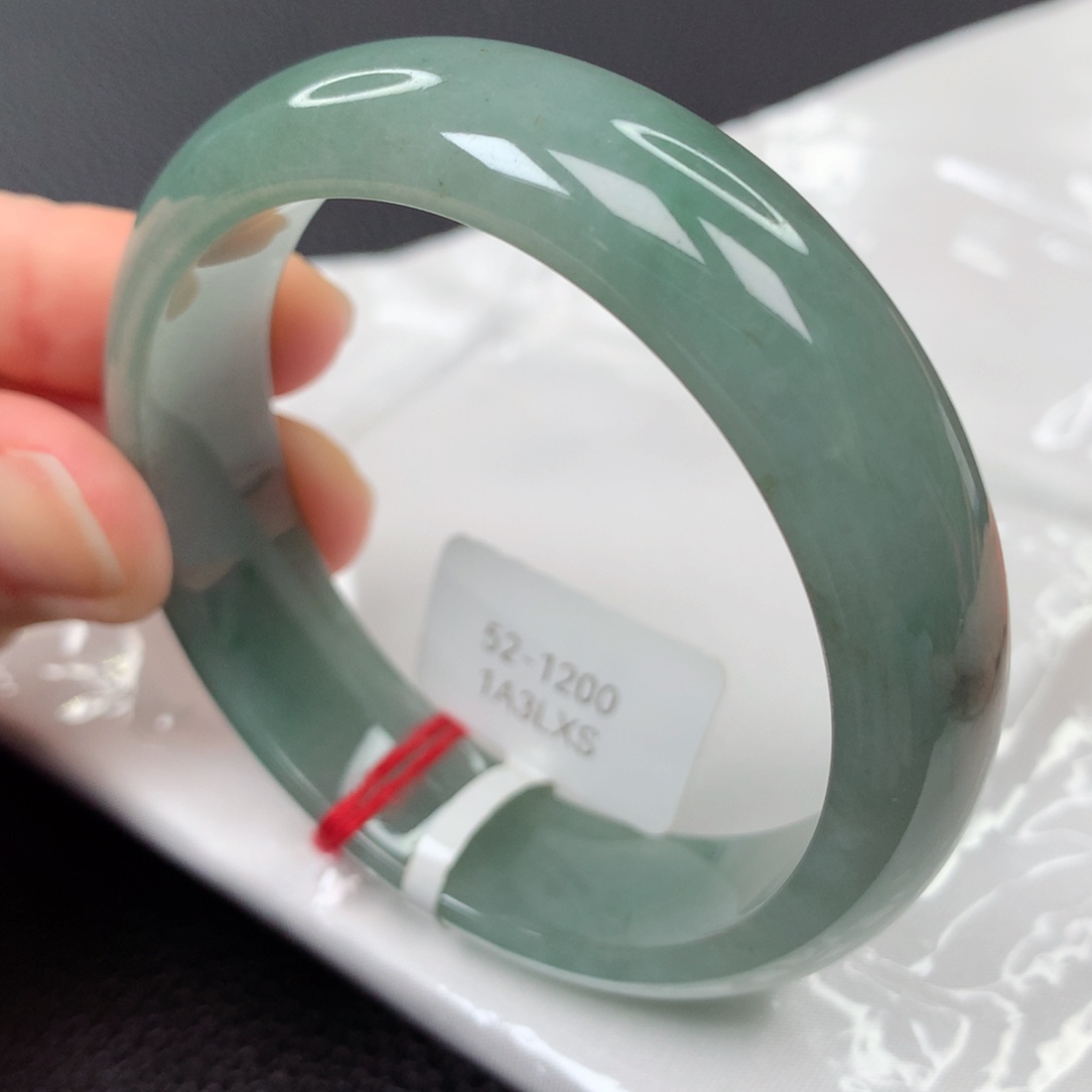 【闪购商品】翡翠手镯未镶嵌43号正圈52