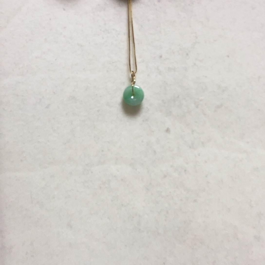 翡翠颈饰18K金镶嵌简单