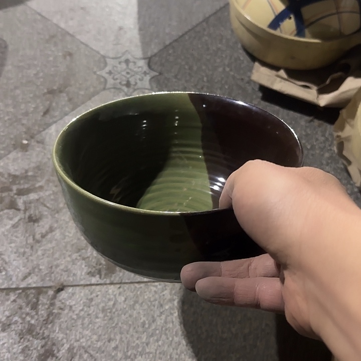 瓷片陶瓷盘子碗啥都有