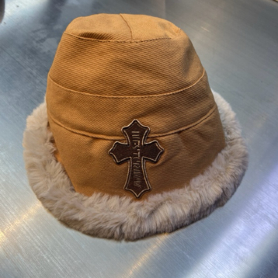 MM秋冬百搭毛毛帽子