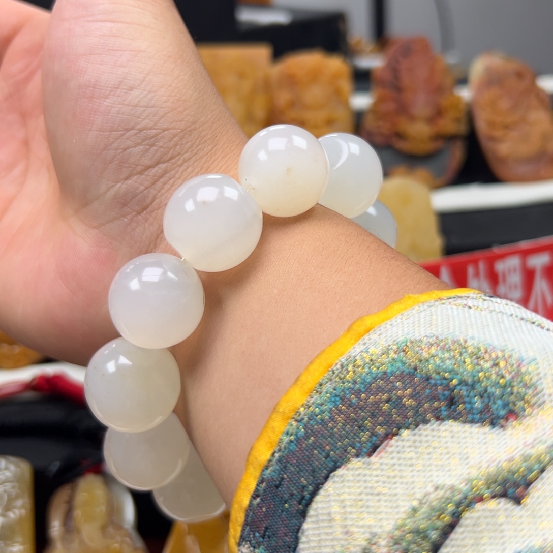 石英质玉（黄龙玉）未镶嵌多样性发货，发其一