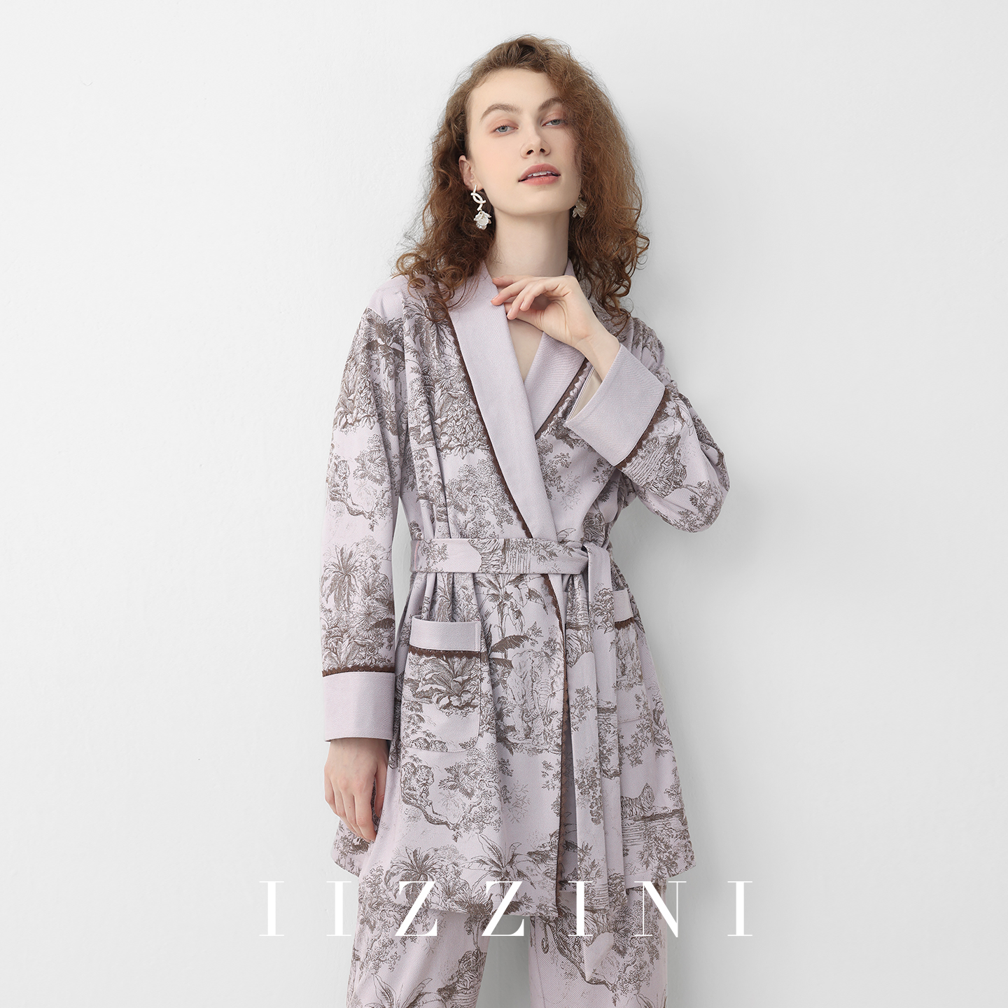 IIZZINI印象丛林 睡衣女秋冬长袖薄款珊瑚绒奢华国风印花外穿套装