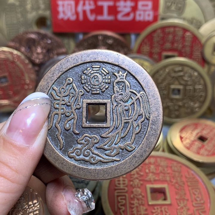 铜M**薛现代工艺品花钱27