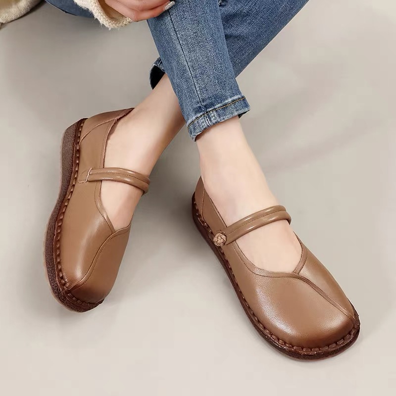 C6633  豆沙色  时尚舒适平跟圆头浅口妈妈鞋