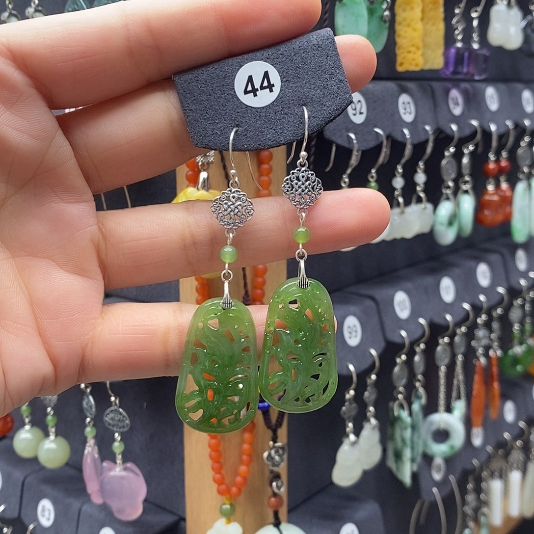 风***铃和田玉银S925镶嵌耳饰